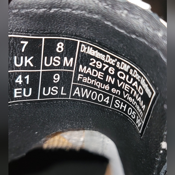 Dr. Martens 2976 Quad Leather Platform Chelsea Boots White US Ladies Size 9 - Picture 13 of 13